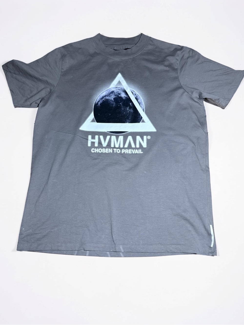 Short Sleeve Graphic Tee in Slate Gray